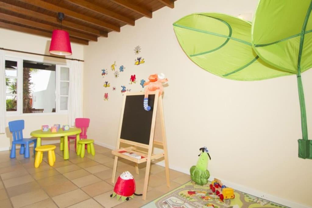 Miguel, 3 Bed With Private Pool Lejlighed Puerto del Carmen  Eksteriør billede